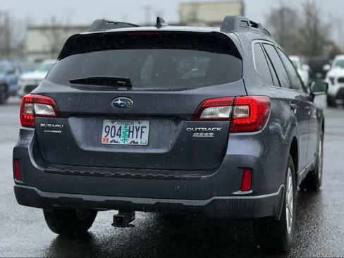 Used 2016 Subaru Outback 2.5i Premium image 5