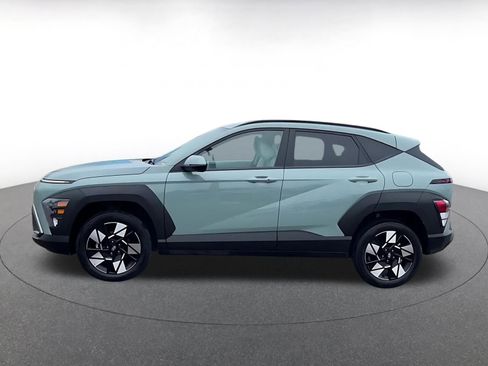 Used 2025 Hyundai Kona SEL image 9