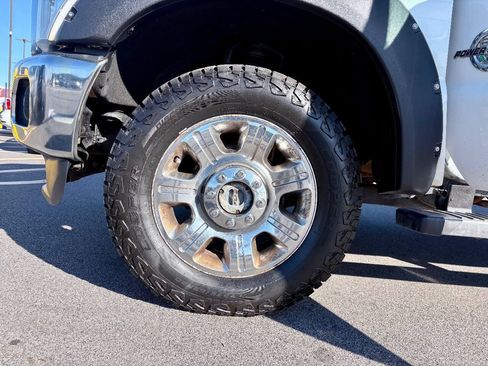 Used 2012 Ford F250 Lariat w/ Chrome Pkg AWD/4WD image 38