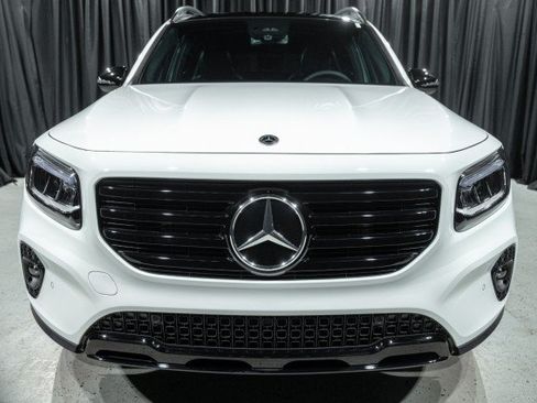 Certified 2026 Mercedes-Benz GLB 250 image 2