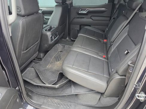 Used 2024 Chevrolet Silverado 1500 LTZ AWD/4WD image 15