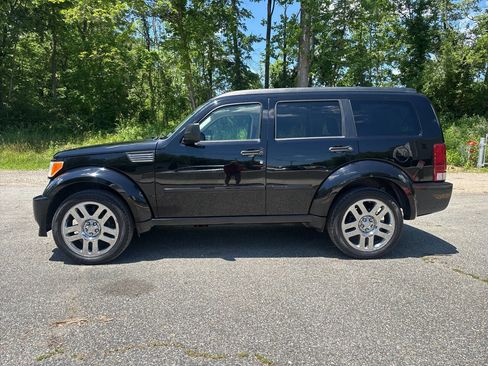 Used 2007 Dodge Nitro R/T AWD/4WD image 2