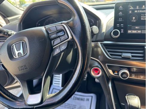 Used 2018 Honda Accord Sport image 15