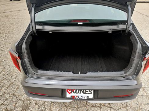 Used 2025 Kia K4 LXS image 31