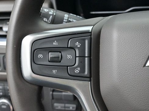 Used 2024 Chevrolet Tahoe Z71 w/ Luxury Package AWD/4WD image 20