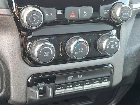 Used 2025 RAM 5500 Tradesman image 14