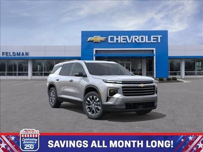New 2026 Chevrolet Traverse LT w/ Sun and Wheel Package