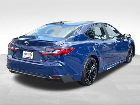 Used 2025 Toyota Camry SE w/ Convenience Package image 58