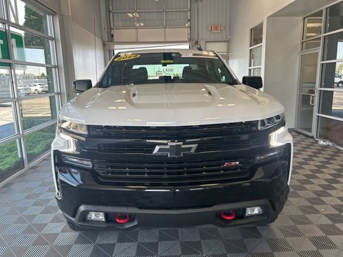 Used 2022 Chevrolet Silverado 1500 LT Trail Boss w/ Bed Protection Package image 2