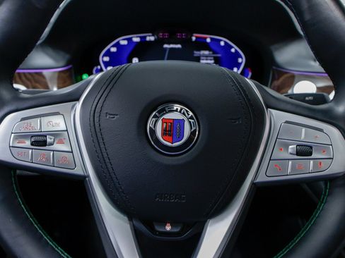 Used 2020 BMW ALPINA B7 xDrive w/ Luxury Rear Seating Package image 10