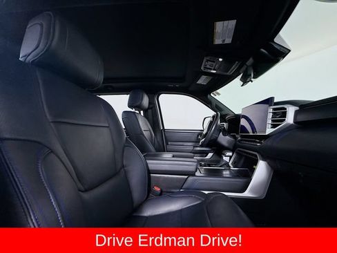 Used 2023 Toyota Tundra Platinum AWD/4WD image 25