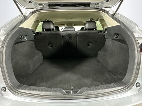 Used 2021 MAZDA CX-5 Touring image 29