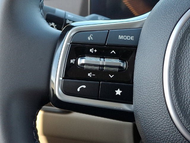 Certified 2026 Kia Carnival FWD image 22