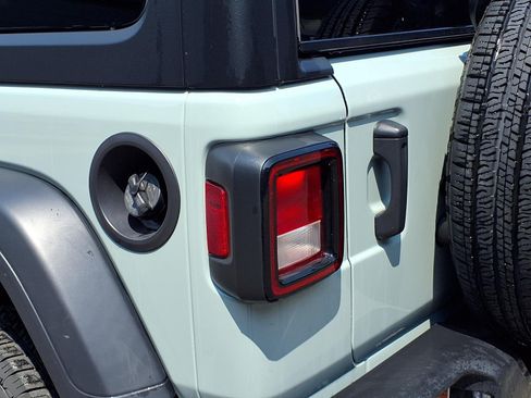 Used 2024 Jeep Wrangler Unlimited Sport AWD/4WD image 19