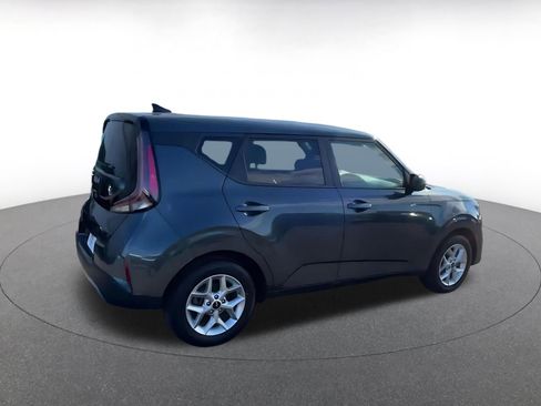 Used 2025 Kia Soul LX w/ LX Technology Package image 13