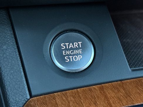 Certified 2022 Audi Q5 2.0T Premium w/ Convenience Package image 18