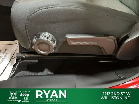 New 2026 Jeep Gladiator Mojave w/ Technology Group AWD/4WD image 40