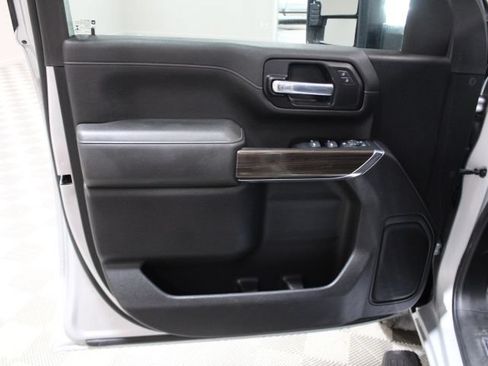 Used 2023 Chevrolet Silverado 2500 LT w/ Convenience Package AWD/4WD image 18