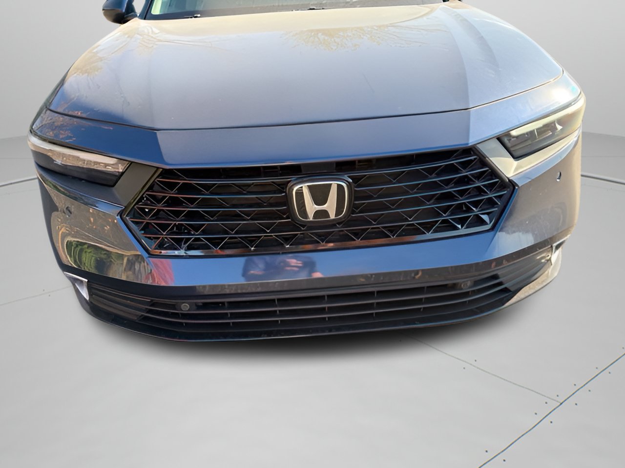 Used 2023 Honda Accord Touring image 3