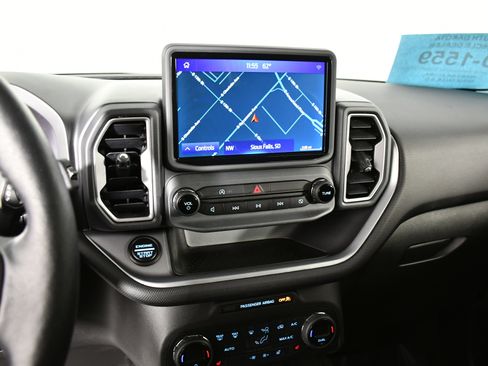 Used 2021 Ford Bronco Sport Outer Banks w/ Outer Banks Package (96D) image 25