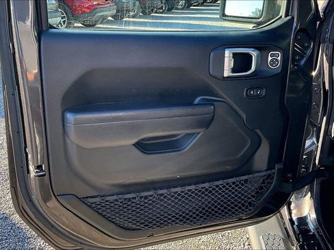 Used 2022 Jeep Wrangler Unlimited Sport S image 15