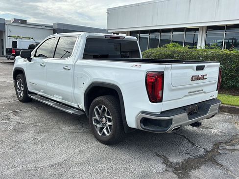 Used 2025 GMC Sierra 1500 SLT w/ SLT Premium Plus Package AWD/4WD image 5