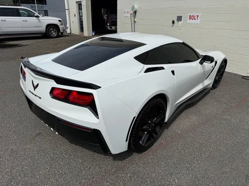 Used 2018 Chevrolet Corvette Stingray Coupe RWD image 13
