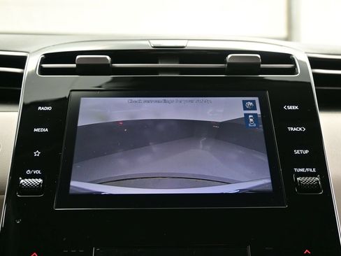 Certified 2024 Hyundai Tucson SEL FWD image 17