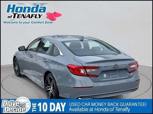 Certified 2021 Honda Accord Touring image 4