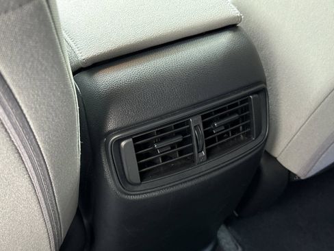 Used 2020 Honda CR-V LX image 14