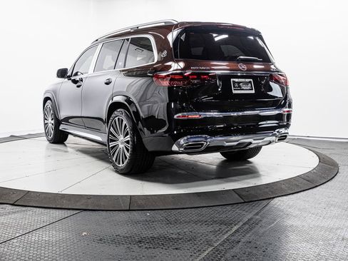 Certified 2024 Mercedes-Benz Maybach GLS 600 4MATIC image 31