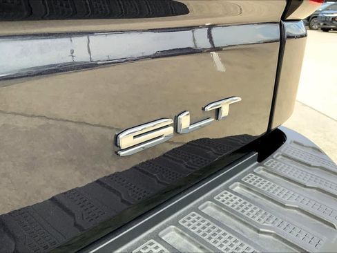 Used 2024 GMC Sierra 1500 SLT RWD image 31