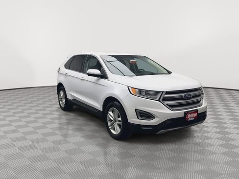 Used 2018 Ford Edge SEL image 30