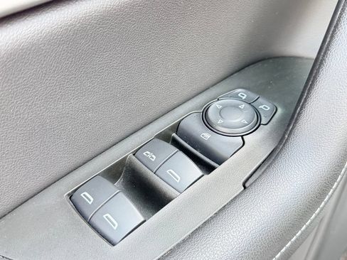 Used 2024 Chevrolet Blazer LT w/ Convenience Package FWD image 12