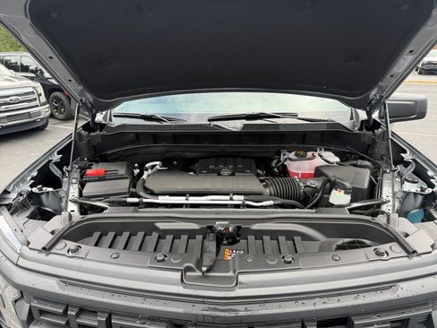 New 2026 Chevrolet Silverado 1500 Custom w/ LPO, Dark Essentials Package AWD/4WD image 30