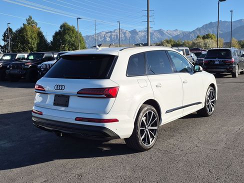 Used 2021 Audi Q7 3.0T Premium Plus AWD/4WD image 3