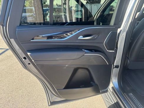 Used 2021 Cadillac Escalade Sport w/ Driver Assist Tech Package AWD/4WD image 20