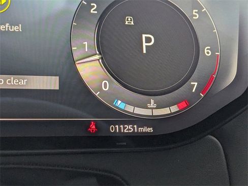 Used 2024 Land Rover Range Rover Sport Dynamic SE image 27