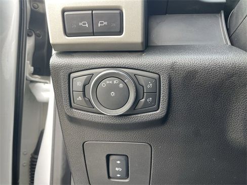 Used 2015 Ford F150 Lariat w/ Equipment Group 502A Luxury image 36