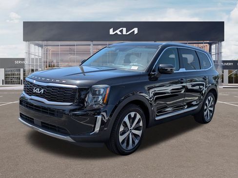 Certified 2022 Kia Telluride EX w/ EX Premium Package FWD image 6