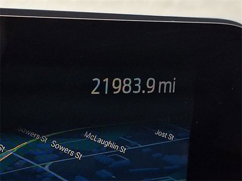 Used 2025 Ford Expedition Active image 21