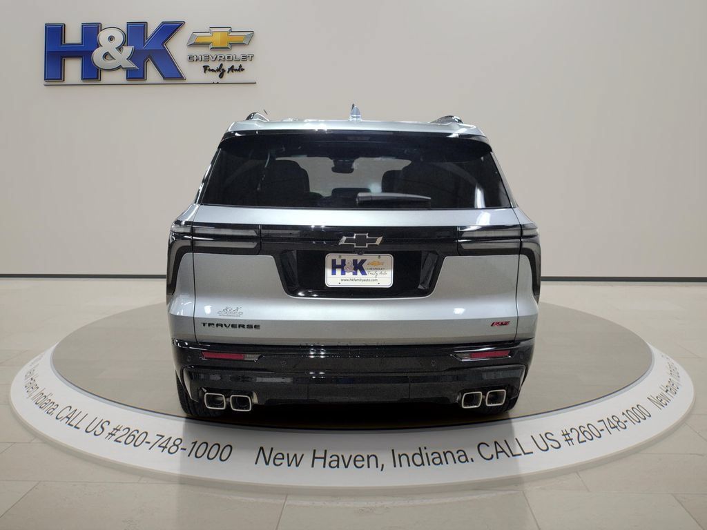 New 2026 Chevrolet Traverse RS FWD image 5