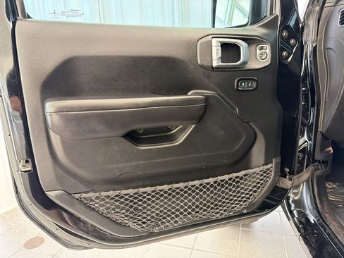 Used 2019 Jeep Wrangler Unlimited Sport S image 20