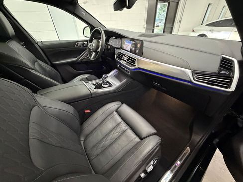 Used 2022 BMW X6 xDrive40i w/ Executive Package AWD/4WD image 19