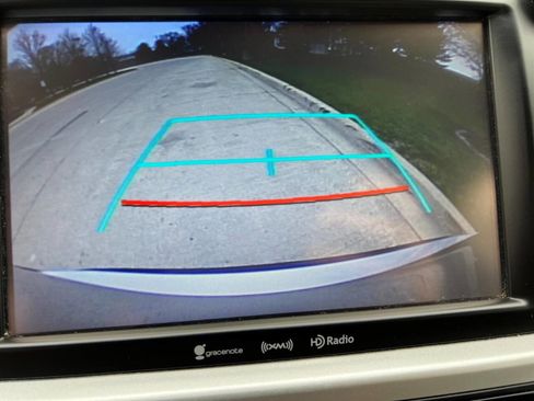 Used 2019 Toyota Highlander Plus image 13