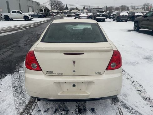 Used 2009 Pontiac G6 Sedan w/ Sport Package 2 image 6