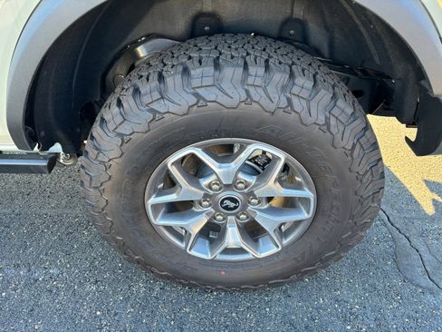 New 2025 Ford Bronco Badlands AWD/4WD image 7