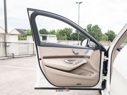 Used 2016 Mercedes-Benz S 550 4MATIC Sedan image 43