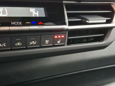 New 2025 Toyota Sienna Limited image 16