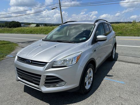 Used 2015 Ford Escape SE w/ Equipment Group 201A AWD/4WD image 5